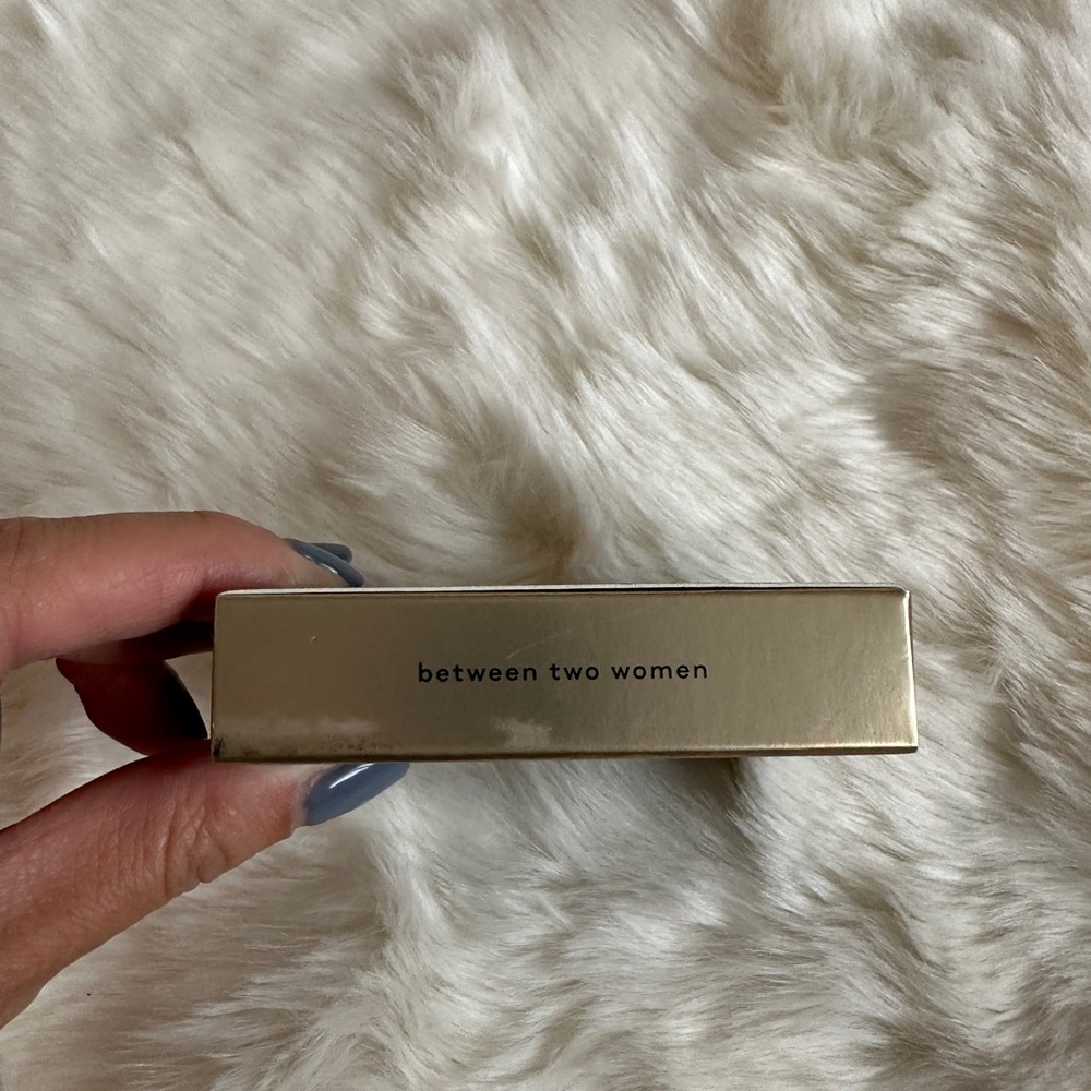CODE 8 highlight sculpting HD palette - Picture 9 of 10